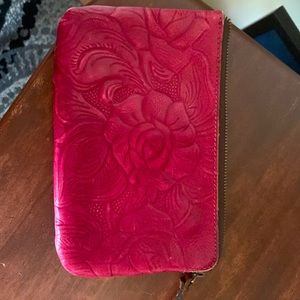 Patricia Nash genuine leather wristlet - floral pattern